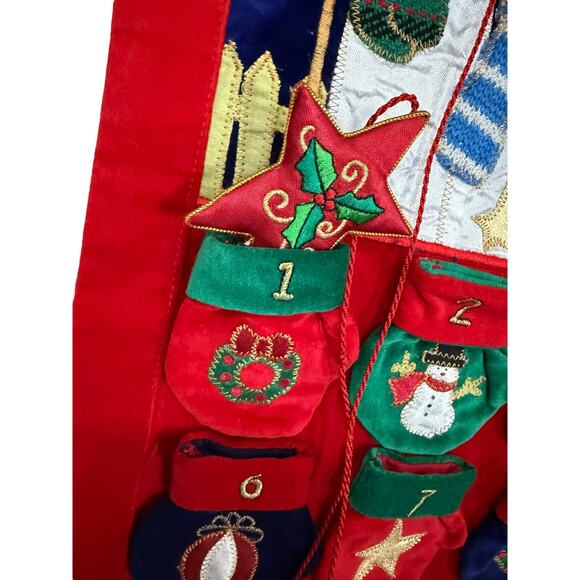 Christmas Count Down Wall Advent Hanging Calendar Snowmen Mittens Pockets Fabric - Picture 5 of 16